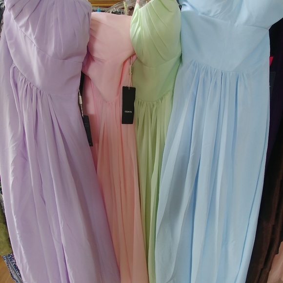 BRIDESMAID DRESSES EACH - Picture 4 of 8